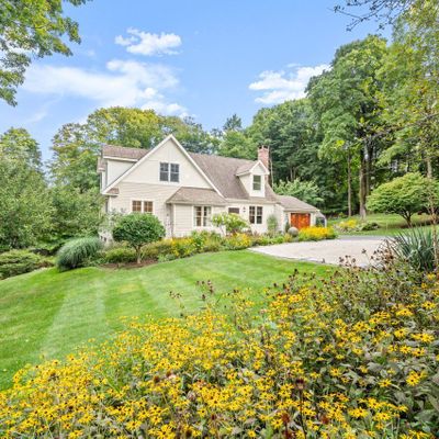 379 West Ln, Ridgefield, CT 06877