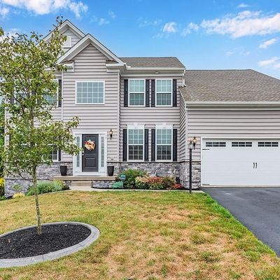 38 Bethpage Dr, Mechanicsburg, PA 17050