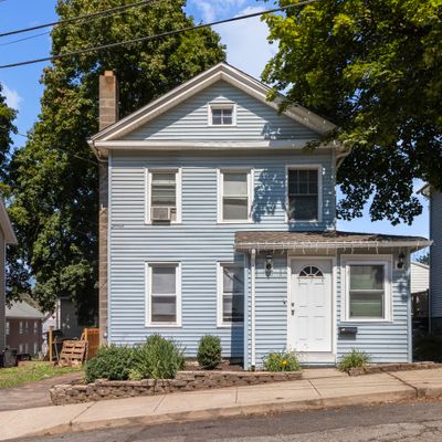 38 Grant St, Meriden, CT 06450