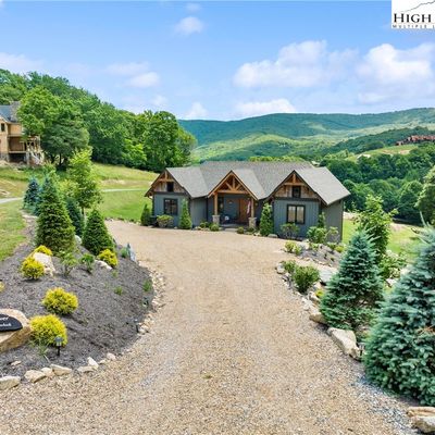 380 High Valley Overlook, Elk Park, NC 28622