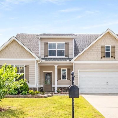 386 Linman Dr, Lagrange, GA 30241