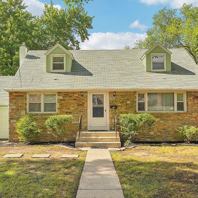 39 Steinway Ave, Ewing, NJ 08618