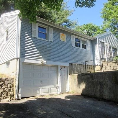 33 Ontario Dr, Hudson, MA 01749