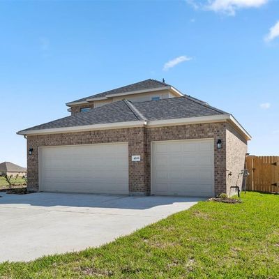 3314 Falling Brook Drive, Baytown, TX 77521