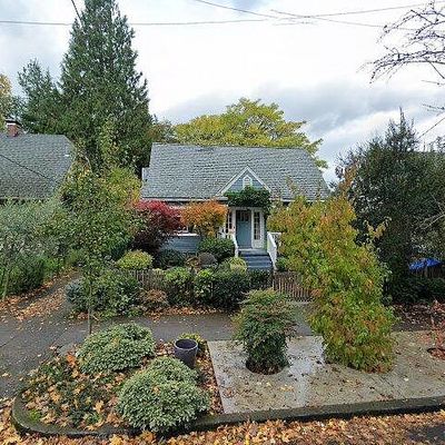 3323 Ne 14 Th Ave, Portland, OR 97212