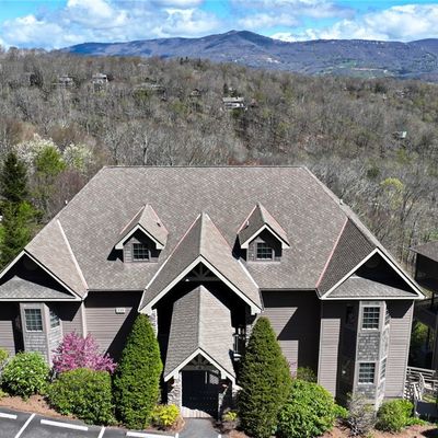 335 Pleasant View Drive, Sugar Mountain, NC 28604