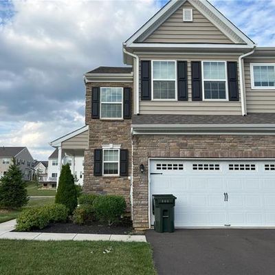 339 Redclover Ln, Allentown, PA 18104