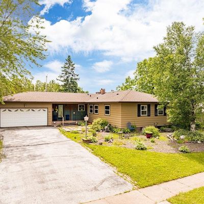 34 Arthur Cr, Silver Bay, MN 55614