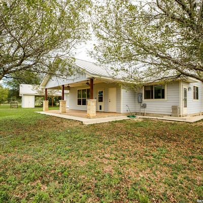 347 Mountin View Dr, Utopia, TX 78884