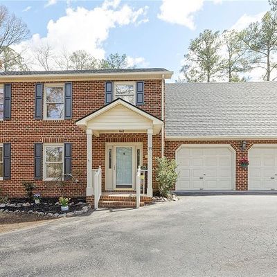 35 Canopy Ct, Spring Lake, NC 28390