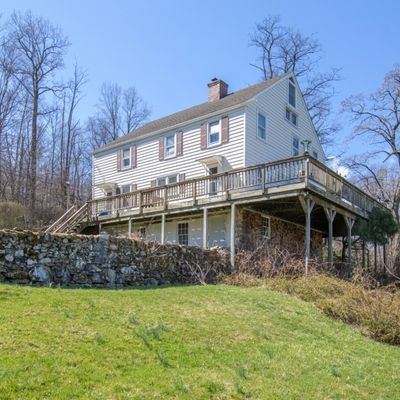 35 Old Mountain Rd, Lebanon, NJ 08833