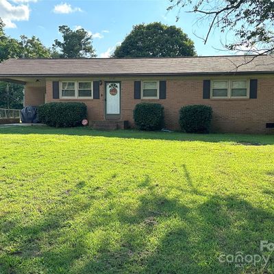 4133 Grissom St, Gastonia, NC 28056