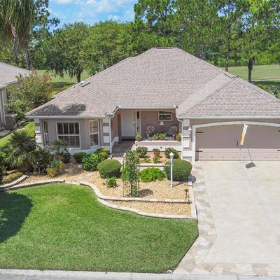 414 Carrera Dr, Lady Lake, FL 32159