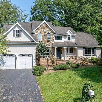 414 Hessian Dr, Kennett Square, PA 19348