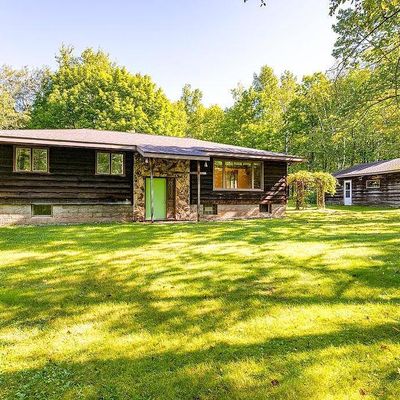 415 St. Louis River Rd, Proctor, MN 55810