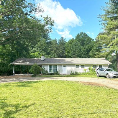 415 Stoney Mountain Rd, Hendersonville, NC 28791