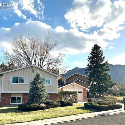 4165 Stonehaven Dr, Colorado Springs, CO 80906