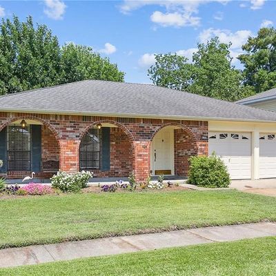 4169 Montrachet Dr, Kenner, LA 70065