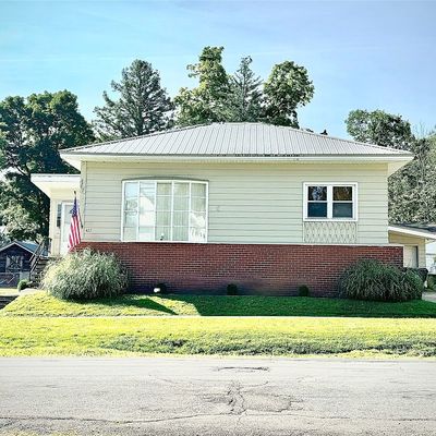 422 E South St, Corry, PA 16407