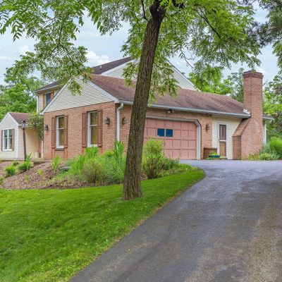 425 Beagle Club Rd, Lewisburg, PA 17837