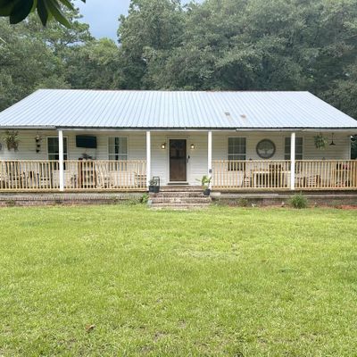 425 Tannenbaum Rd, Ravenel, SC 29470