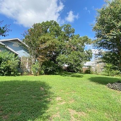 425 W Austin St, Luling, TX 78648