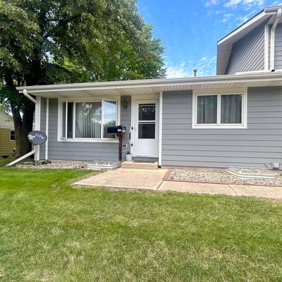 428 16 Th St, Windom, MN 56101