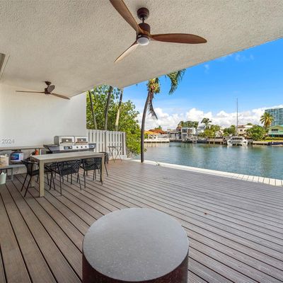 429 Poinciana Island Dr, Sunny Isles Beach, FL 33160