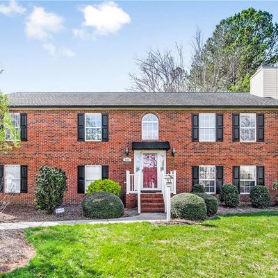 4301 Becks Park Ln, Winston Salem, NC 27106