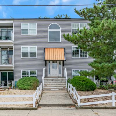 432 Beachway Ave, Keansburg, NJ 07734