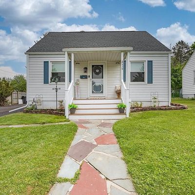 439 Willow Rd, Hellertown, PA 18055