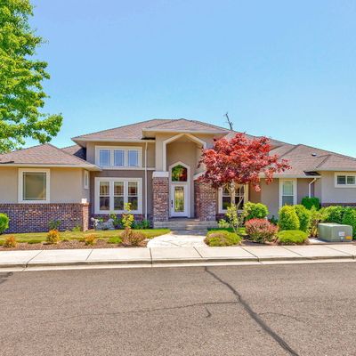 44 Pebble Creek Dr, Eagle Point, OR 97524