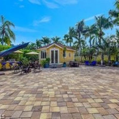 4400 Southern Breeze Dr, Naples, FL 34114