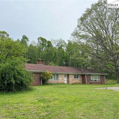 4440 16 Highway, Crumpler, NC 28617