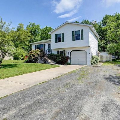 4459 Valley Cir., Fayetteville, PA 17222