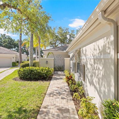 4472 Oakley Greene, Sarasota, FL 34235