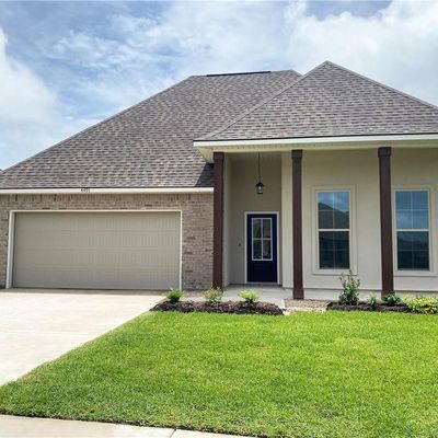 4491 Lakes Edge Drive, Lake Charles, LA 70607