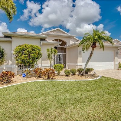 3950 Schefflera Dr, North Fort Myers, FL 33917