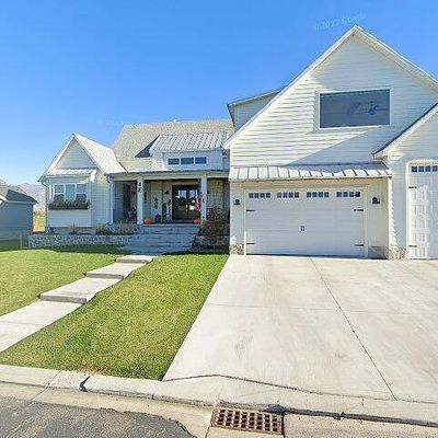 4 E Lake View Dr, Vineyard, UT 84059