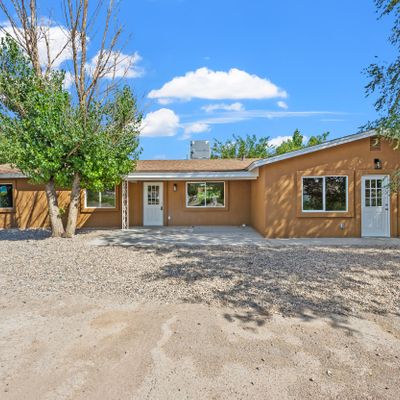 4 Goodheart Road, Los Lunas, NM 87031