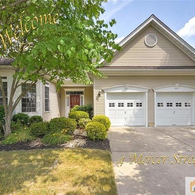 4 Mercer St, Plainsboro, NJ 08536