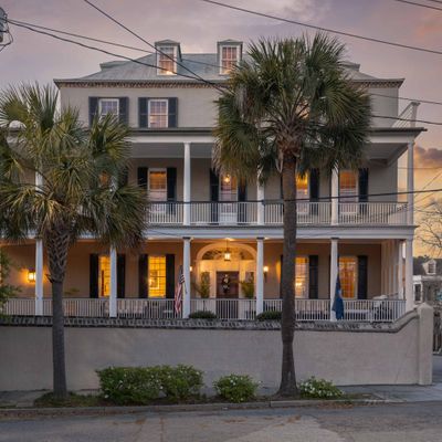 40 Laurens St, Charleston, SC 29401