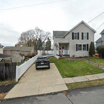 400 W Elm St, Dunmore, PA 18512