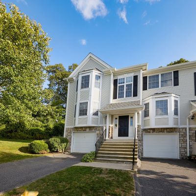 4001 Hancock Dr, Danbury, CT 06811