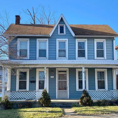 401 Hood St, Chambersburg, PA 17201