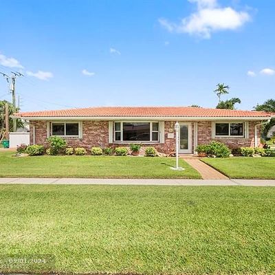 401 Se 3 Rd Ter, Dania, FL 33004