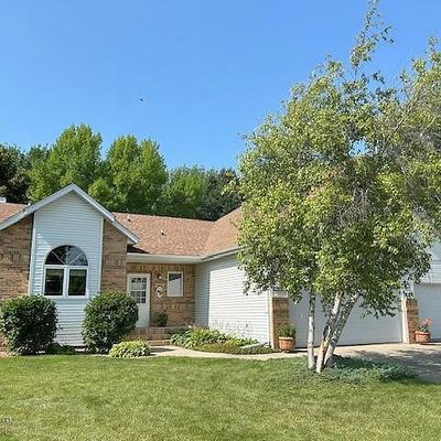 4014 S Rivershore Dr, Moorhead, MN 56560