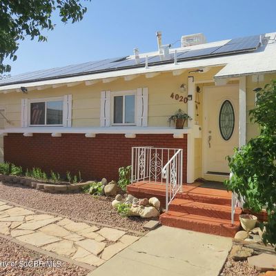 4020 Cedar Dr, Farmington, NM 87402