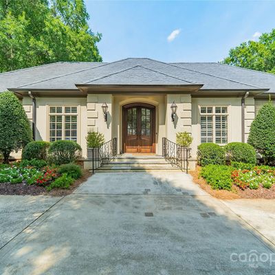 4021 Doves Roost Ct, Charlotte, NC 28211