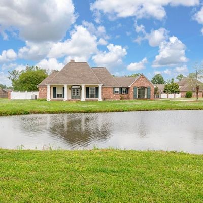 40232 Loosemore Rd, Gonzales, LA 70737